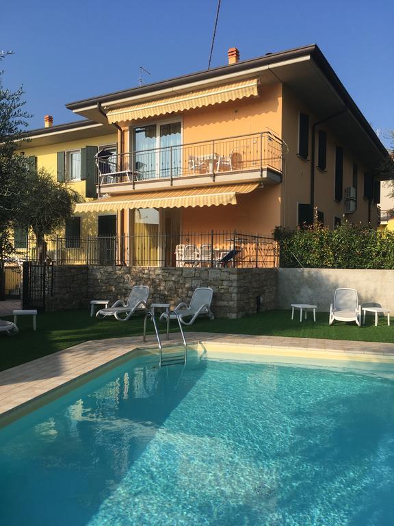 Mary Apartments Brenzone sul Garda Luaran gambar