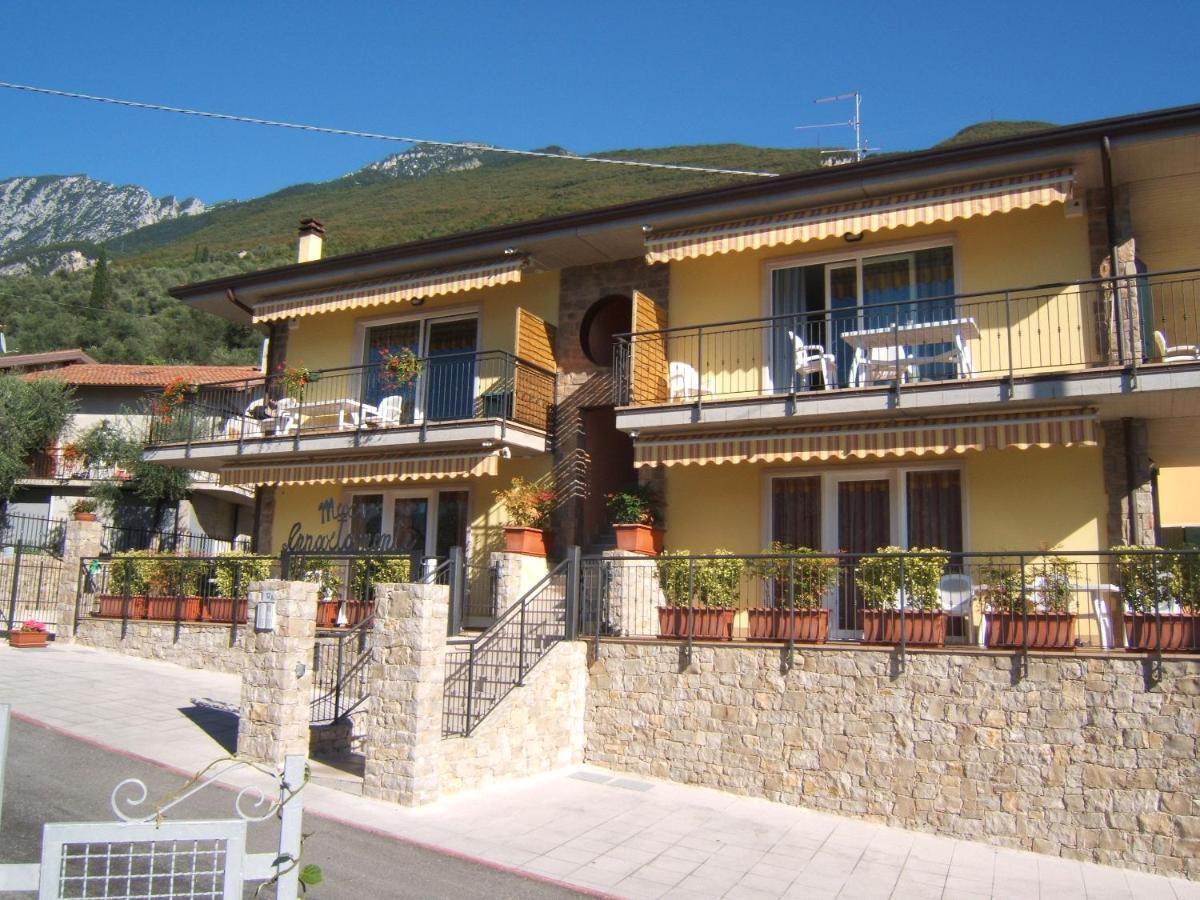Mary Apartments Brenzone sul Garda Luaran gambar